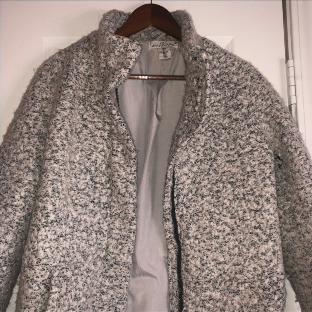 H&M fall/winter coat - Picture 4 of 8